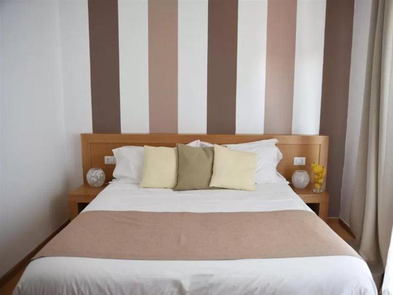 The Night Guest House Sorrento Bagian luar foto