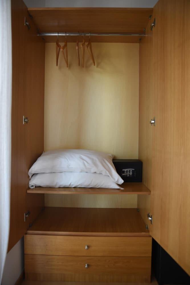 The Night Guest House Sorrento Bagian luar foto