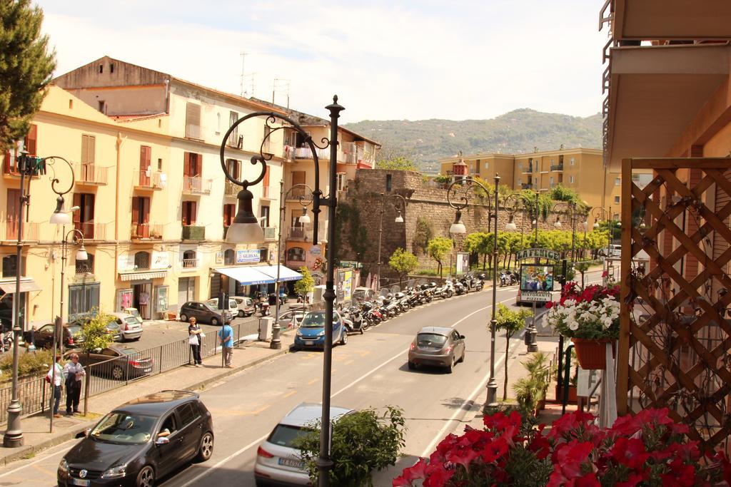 The Night Guest House Sorrento Bagian luar foto