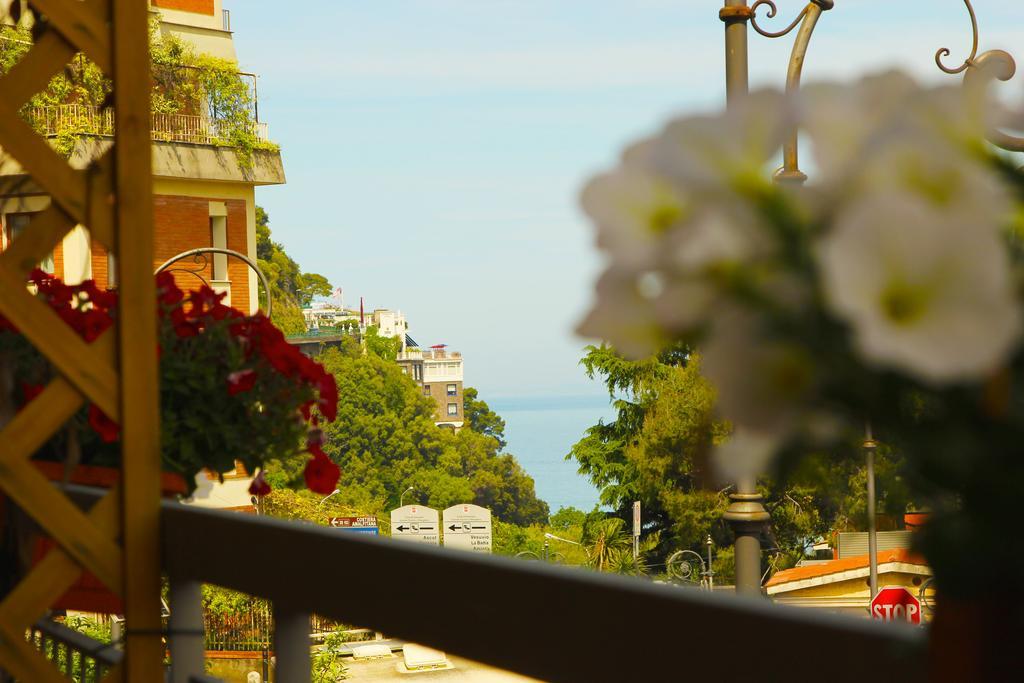 The Night Guest House Sorrento Bagian luar foto